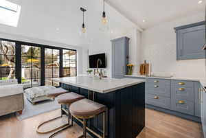 Photo 6- click for photo gallery